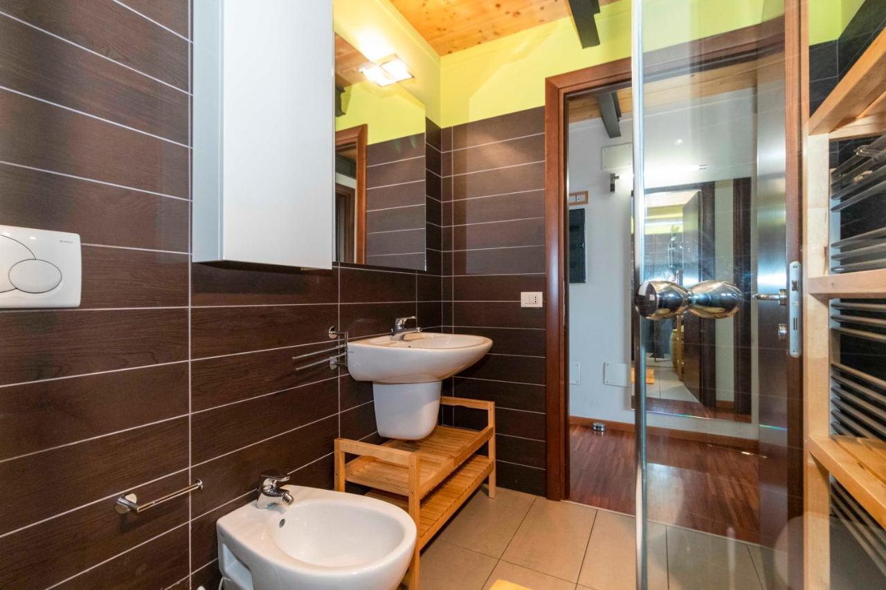 Dora Riverside Modern Apartment With Private Parking Turin Ngoại thất bức ảnh