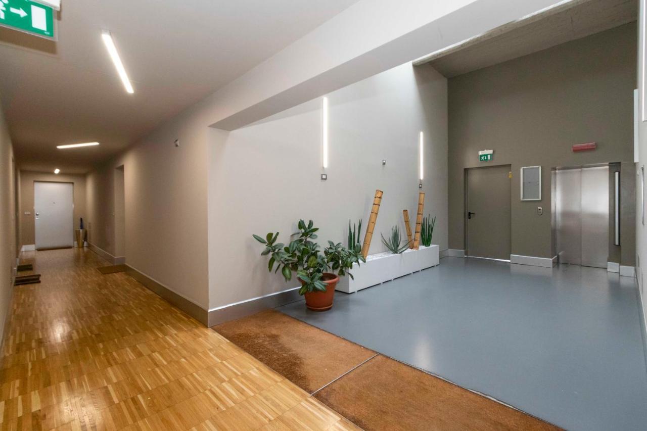 Dora Riverside Modern Apartment With Private Parking Turin Ngoại thất bức ảnh